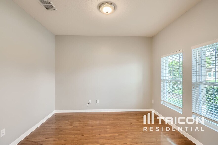 Building Photo - 3512 Sprite Ln