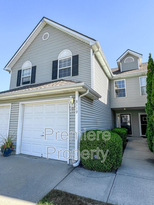 Building Photo - 8119 N Elmwood Ave