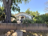 Building Photo - Charming 2bd/1ba Home in Historic Folsom!