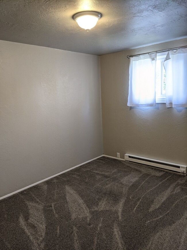 Building Photo - Nice 2-Bedroom, 1-Bath Corner Lot Home In ...