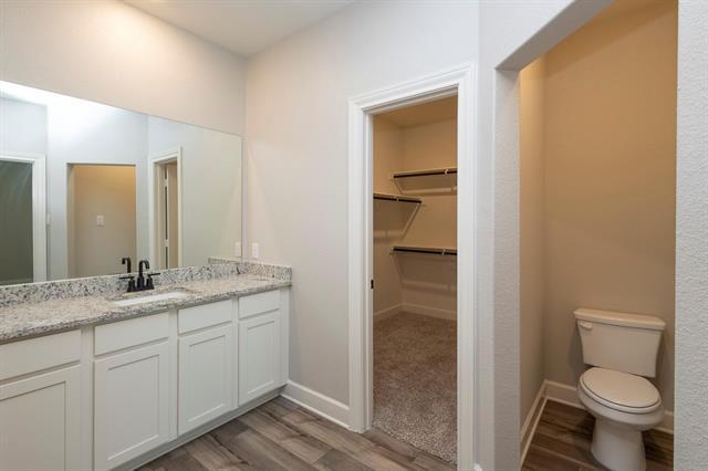 Building Photo - 805 Jackel Dr