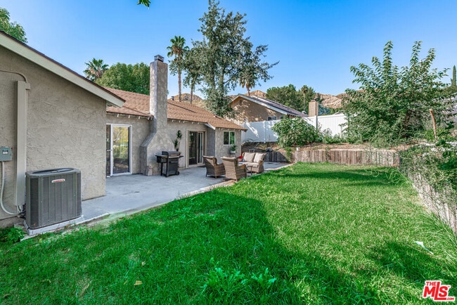 Building Photo - 29846 Grandifloras Rd