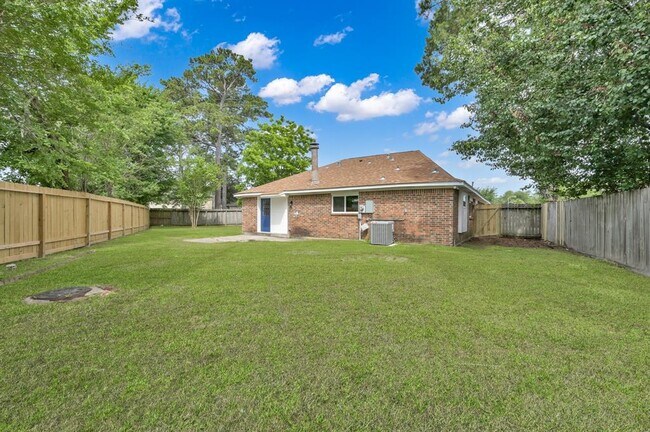 Building Photo - 22603 Pebworth Pl