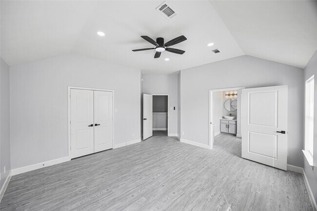 Building Photo - 21510 Broadstone Dr