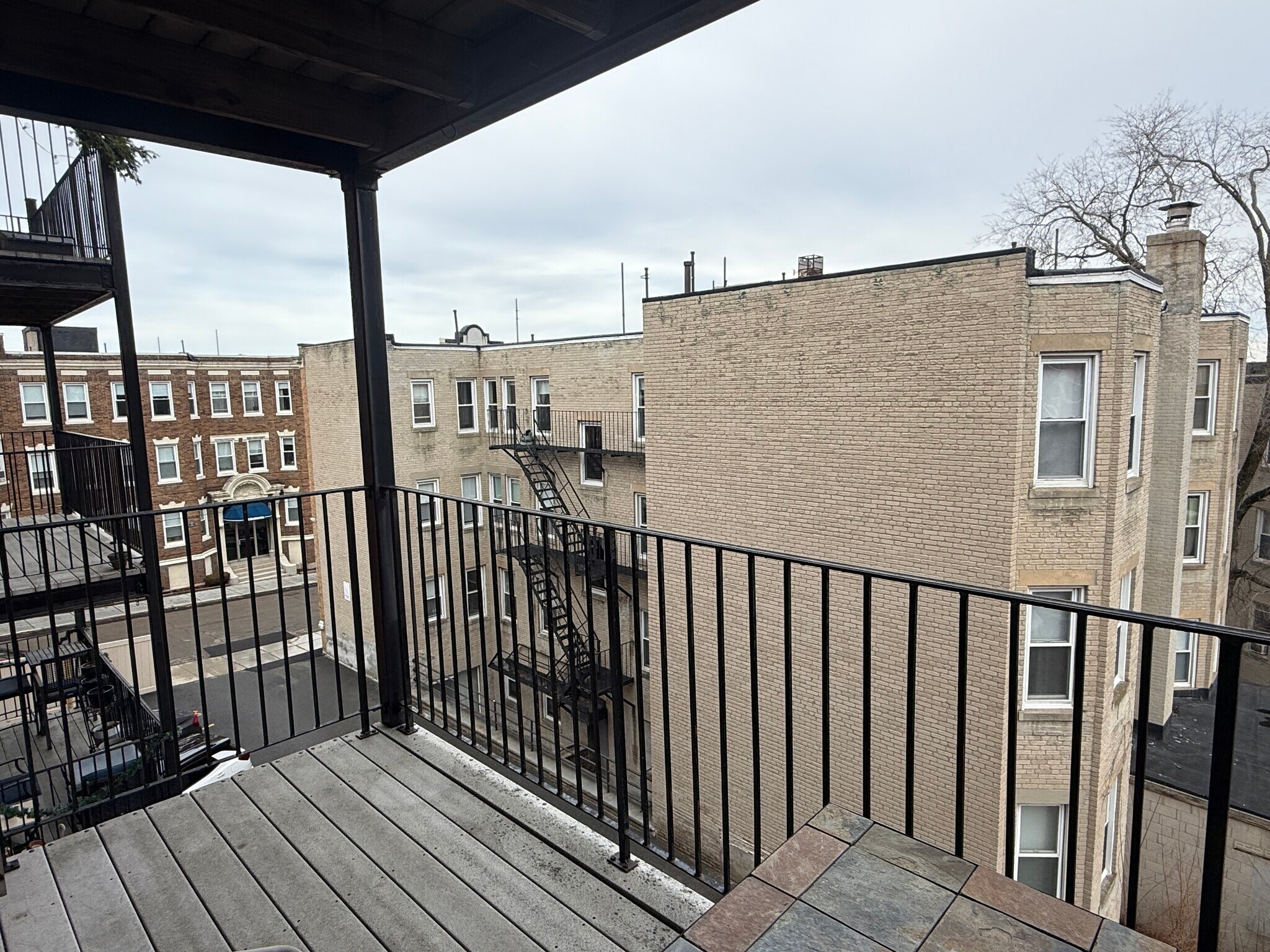 Building Photo - 36 Bellvista Rd