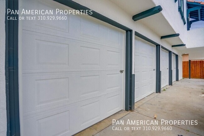 Building Photo - 6621 1/4 Crenshaw Blvd.-