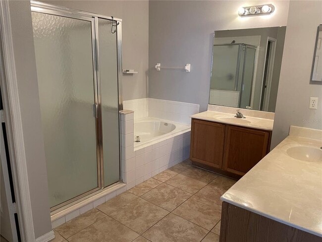 Building Photo - 13501 Briarmoor Ct