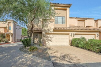 Building Photo - 7639 E Indian Bend Rd