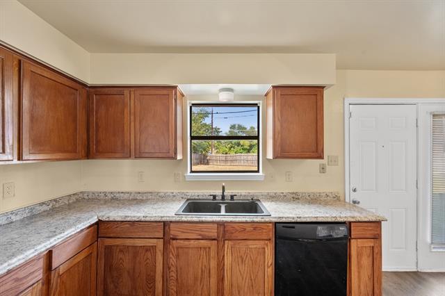 Building Photo - 911 Wellridge Dr