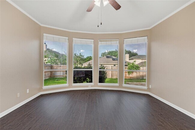 Building Photo - 4204 Fairmeadow Dr