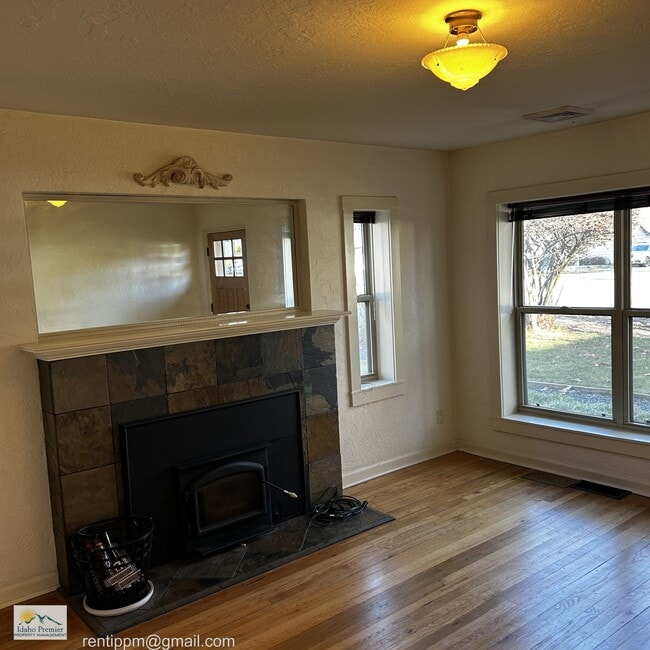 Building Photo - 1919 N 31st St