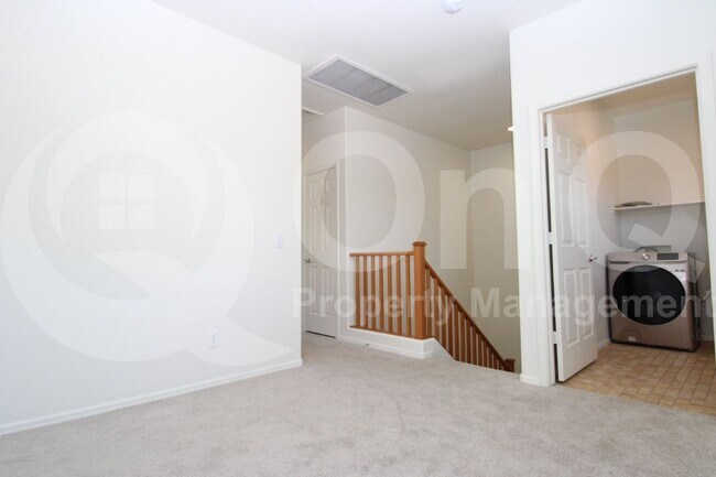 Building Photo - 17413 N 19th Run