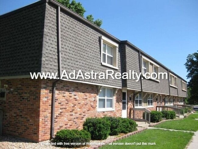 Primary Photo - Spacious and Affordable Olathe Townhome-Co...