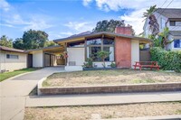 Building Photo - 289 Ramona Dr