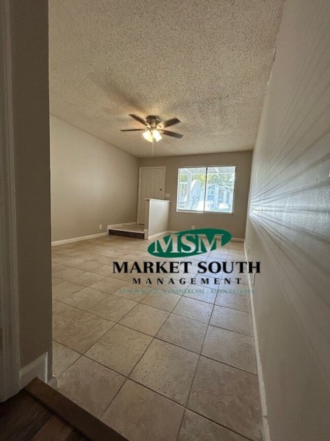 Building Photo - Bull River Shoals - Condo