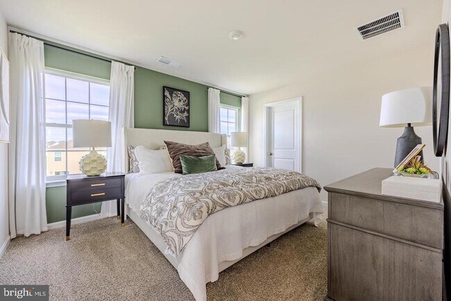 Building Photo - 171 Schyrock Dr