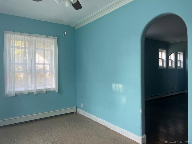 Building Photo - 214 Goffe Terrace