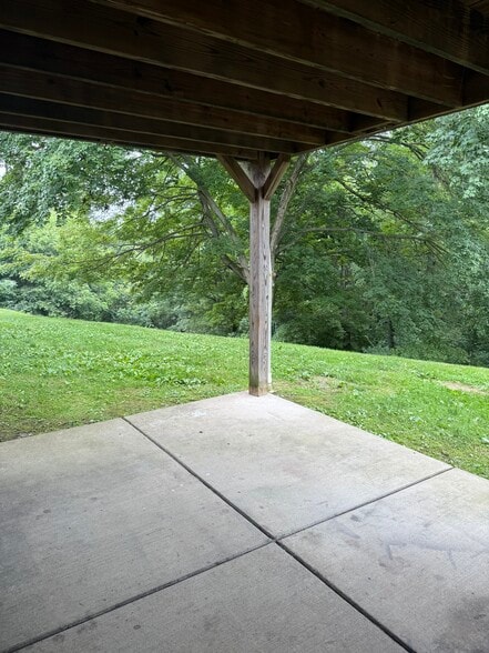 Building Photo - 16357 Irish Ridge Rd