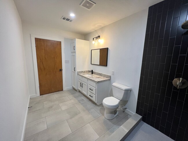 Building Photo - ***Pre-Marketing*** Remodeled 3-Bedroom Ho...