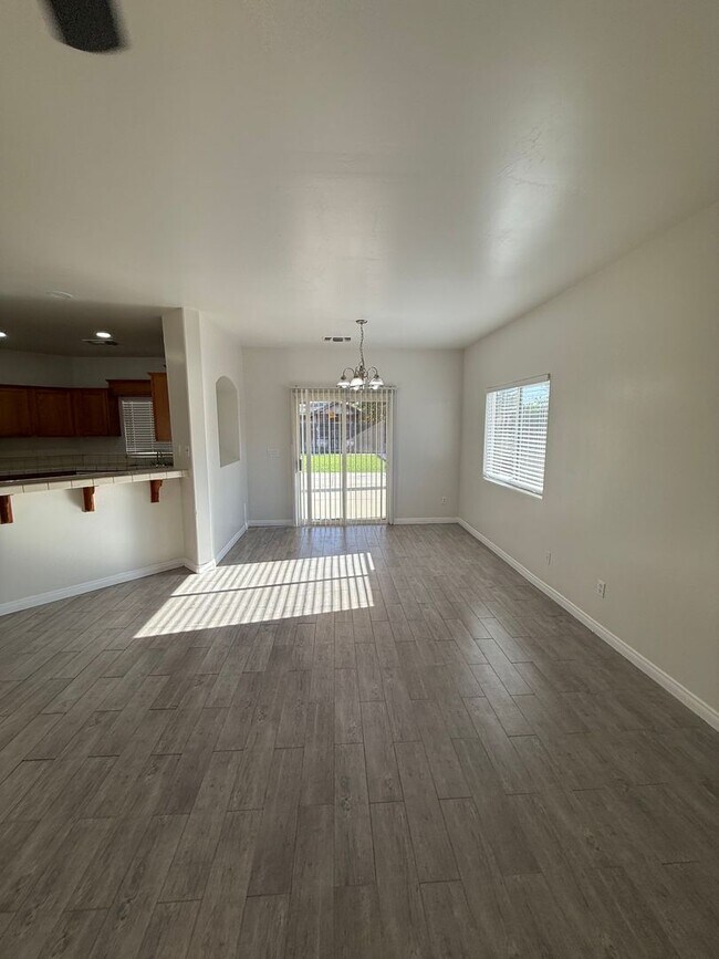Building Photo - 3023 Boulder Ridge Ln