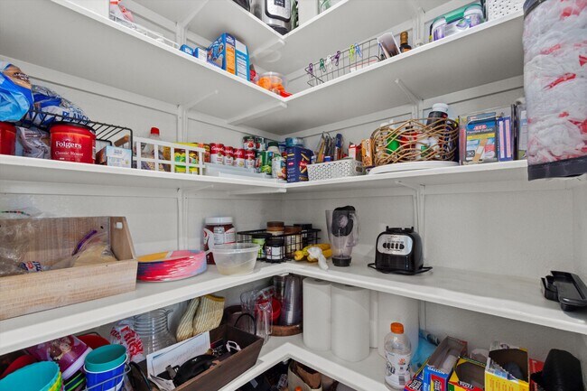 Building Photo - 109 Mountain Valley St