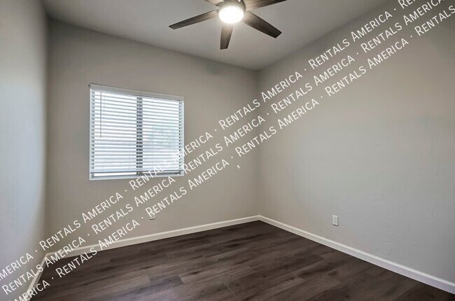 Building Photo - 12118 N Jarren Canyon Way