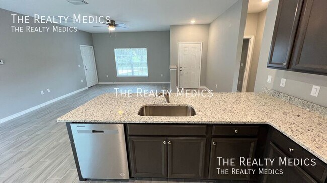 Building Photo - 276 Santo Domingo Ave SW