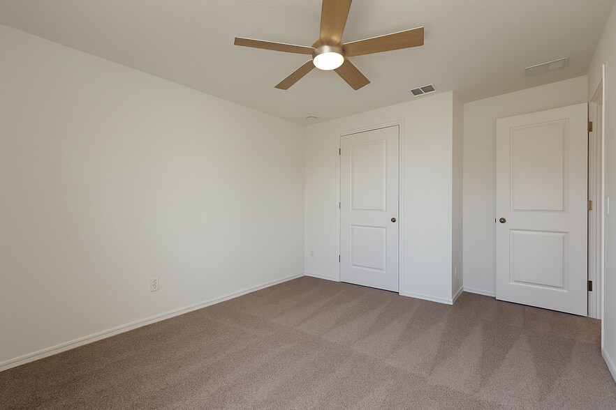 Building Photo - 2976 Embark Trl