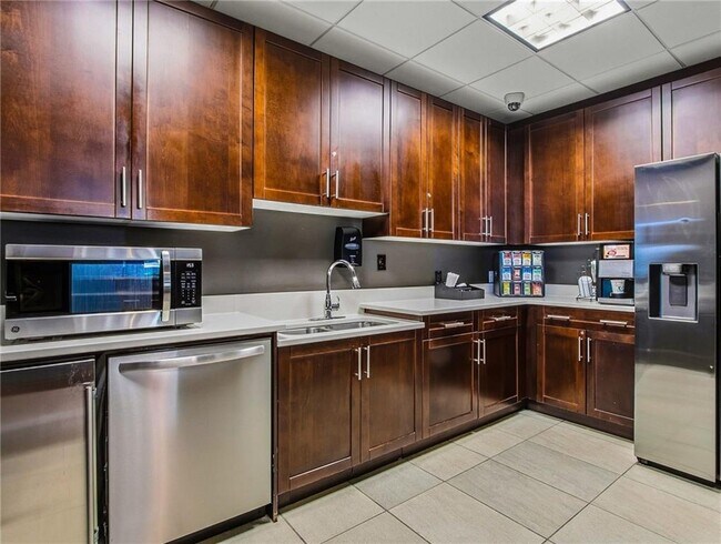 Building Photo - 855 Peachtree St NE