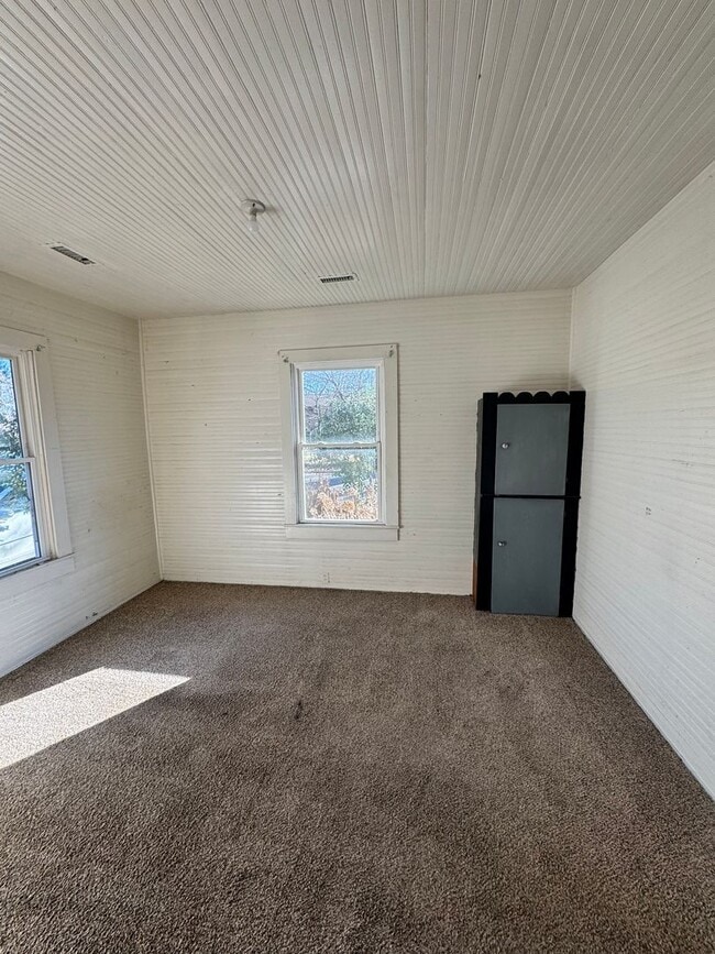 Building Photo - 2/1 House in Downtown Shelby, NC