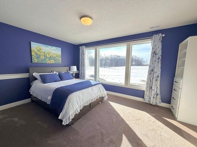 Building Photo - MUST SEE!  Gorgeous - Fully Furnished - New Construction Home in Delano.  No Detail Left To Be De...