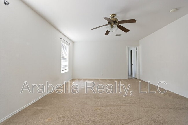 Building Photo - 335 Cedron Chase