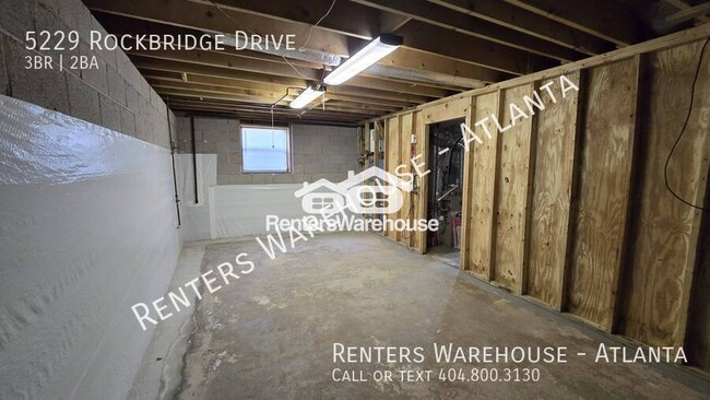 Building Photo - 5229 Rockbridge Dr