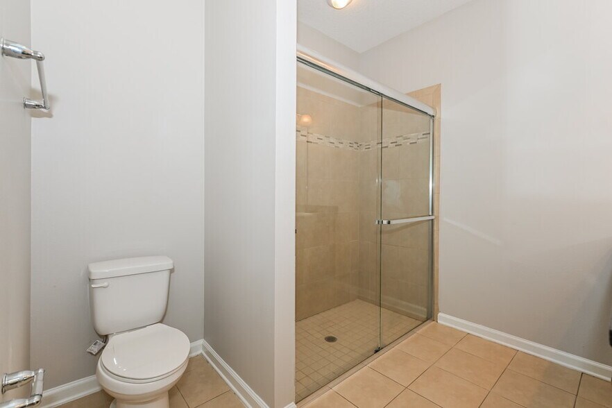 Building Photo - 497 Deercroft Ln