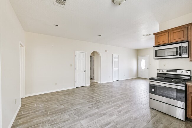 Building Photo - 16913 W Juneau St