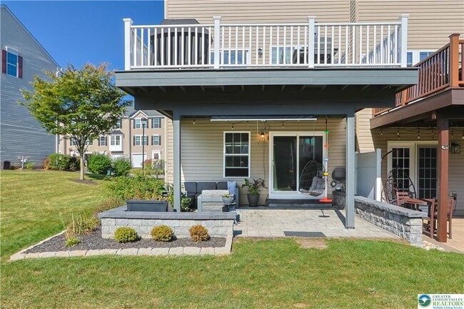 Building Photo - 9 Red Rose Ln
