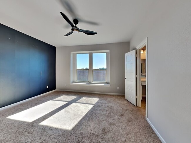 Building Photo - 545 Hazeltine Rd