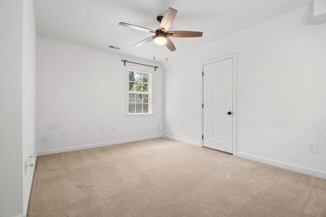Building Photo - 8626 Carileph Ct