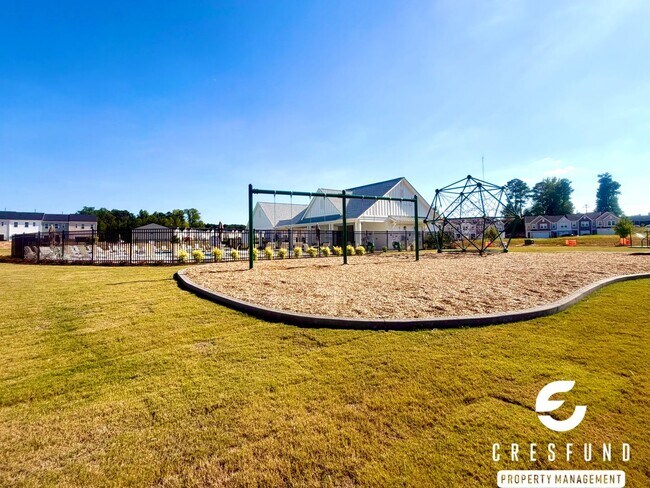 Building Photo - 473 Venetian Dr