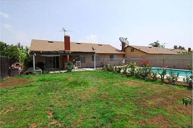 Building Photo - 14901 Silvertree Rd
