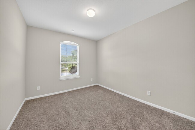 Building Photo - 18222 Humber River Ln