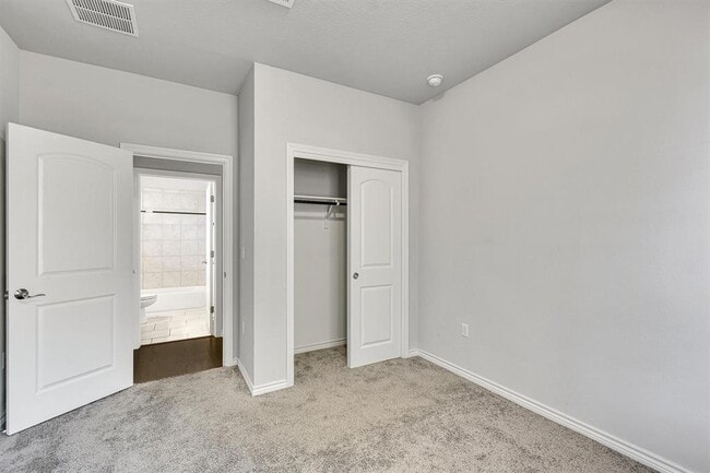 Building Photo - 9111 Gage Dr