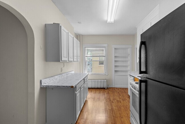 Building Photo - 227 Winchester St