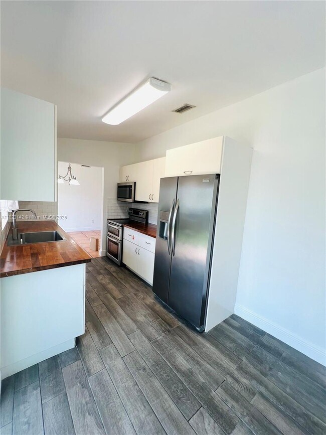 Building Photo - 13065 SW 263rd Terrace