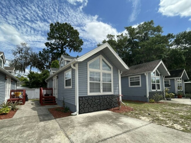 Primary Photo - 36014 Sand Rd