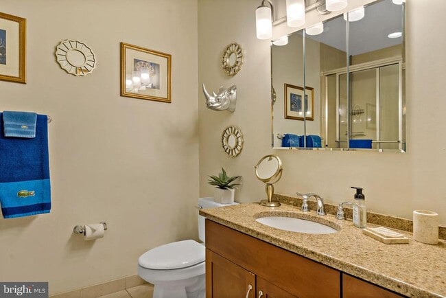 Building Photo - 1600 Arch St