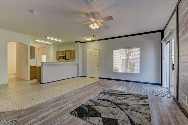 Building Photo - 2580 Velez Valley Way