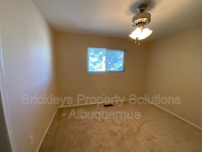 Building Photo - 2440 Algodones St NE