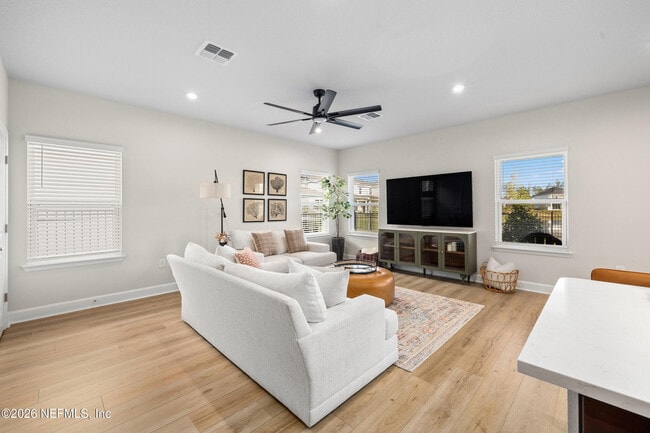 Building Photo - 181 Buffalo Ct