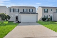 Building Photo - Goshen- 3bed 2.5 bath home ready for the summer cookouts